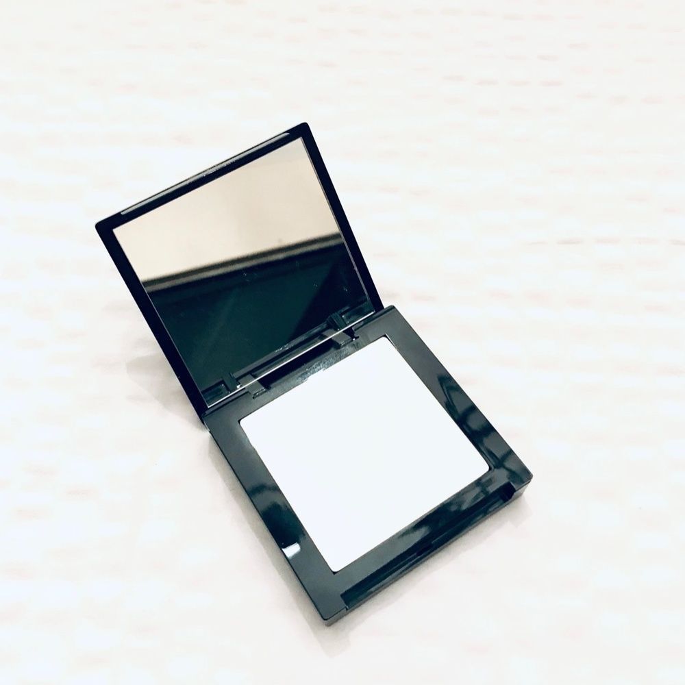 MAKE Colourless Translucent Soft Powder - Picture 6 of 6